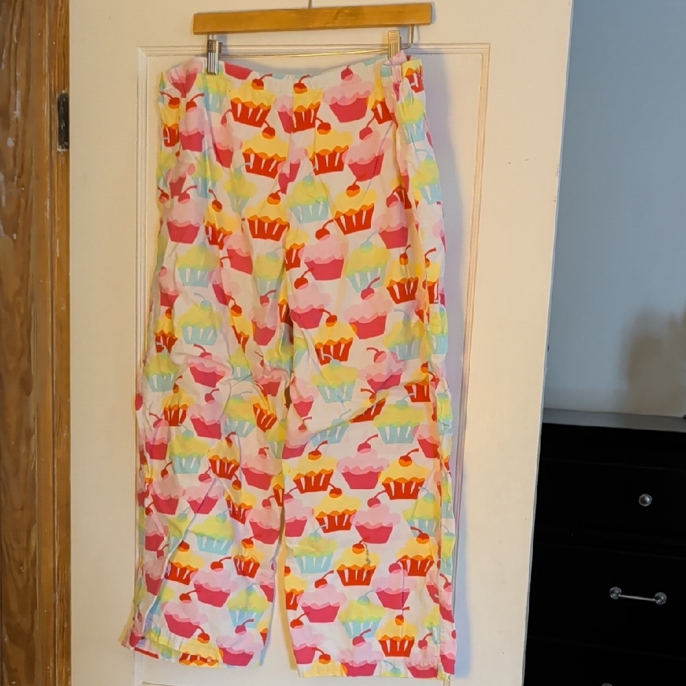 Victoria's Secret Cupcake Print Pajama Set - Pink, Yellow, Blue, Red, Blue - Picture 6 of 13